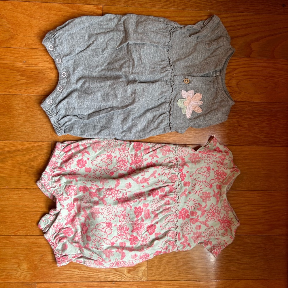 Burt’s bees onesies newborn set of 2